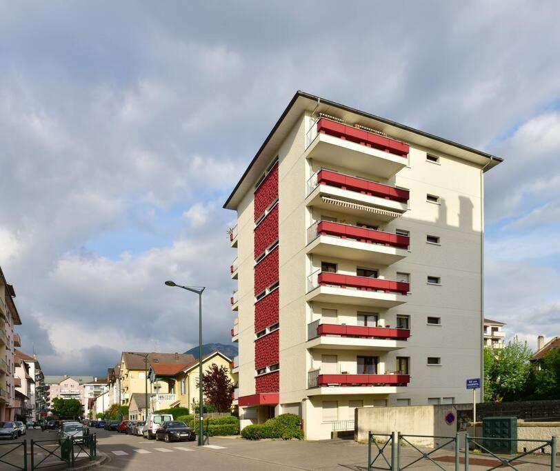 Cabana&Le Central Annecy Exterior foto
