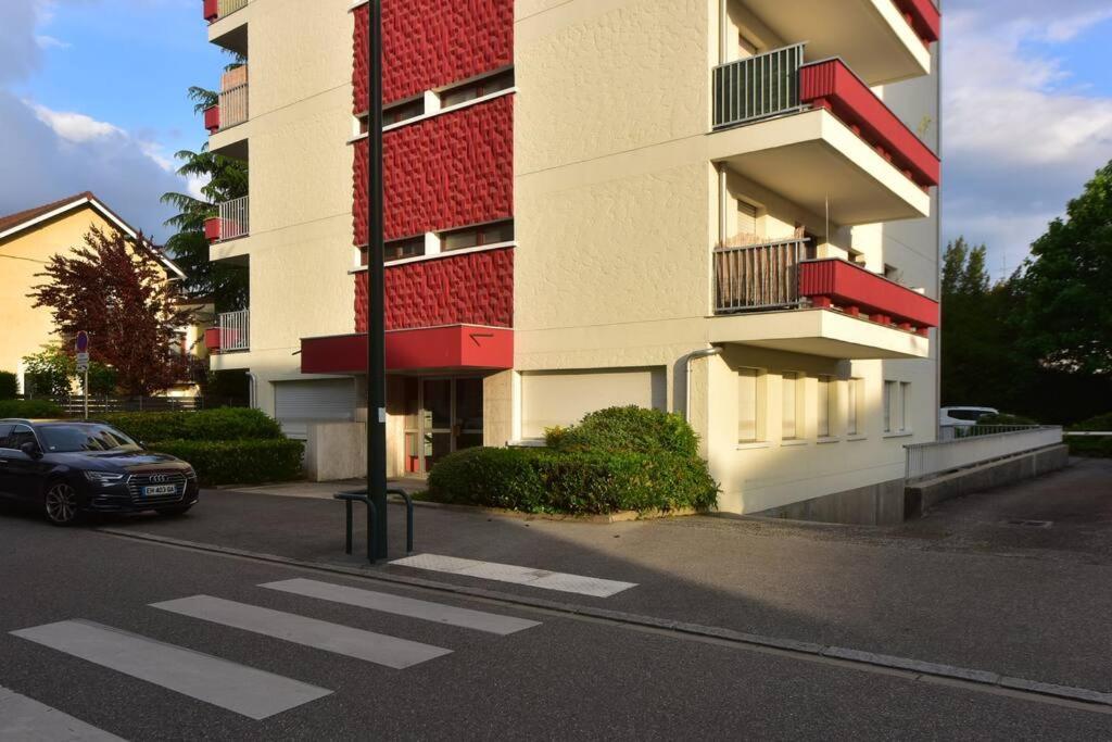 Cabana&Le Central Annecy Exterior foto